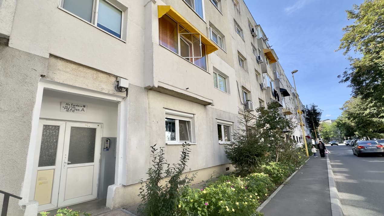 Apartament 4 camere, etaj intermediar, zona CET – ideal pentru familie — fotografie a proprietății 20